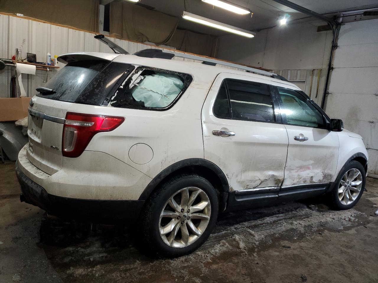 2015 Ford Explorer - Image 3