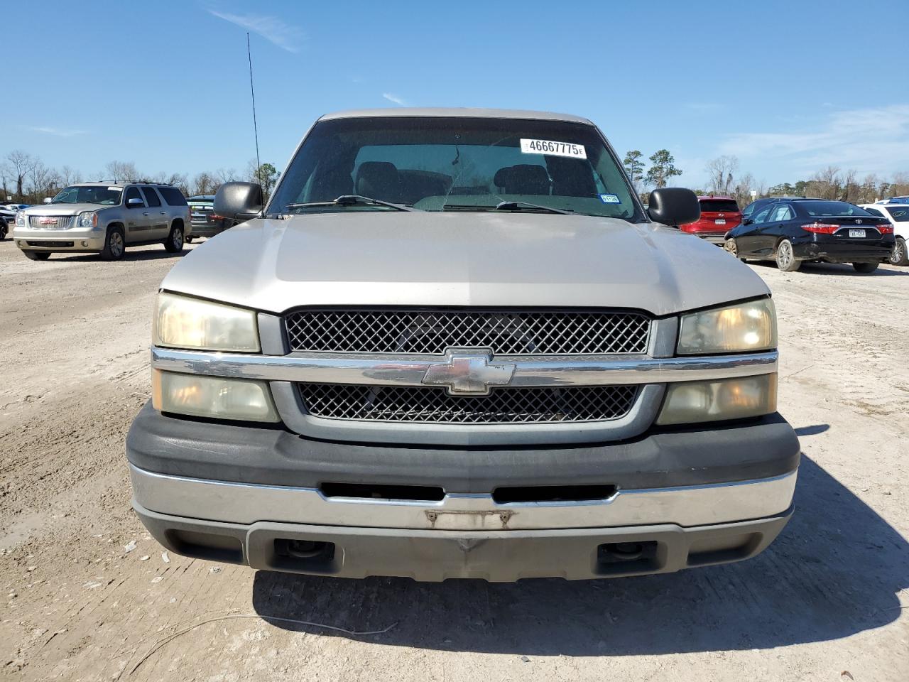2004 Chevrolet Silverado - Image 5