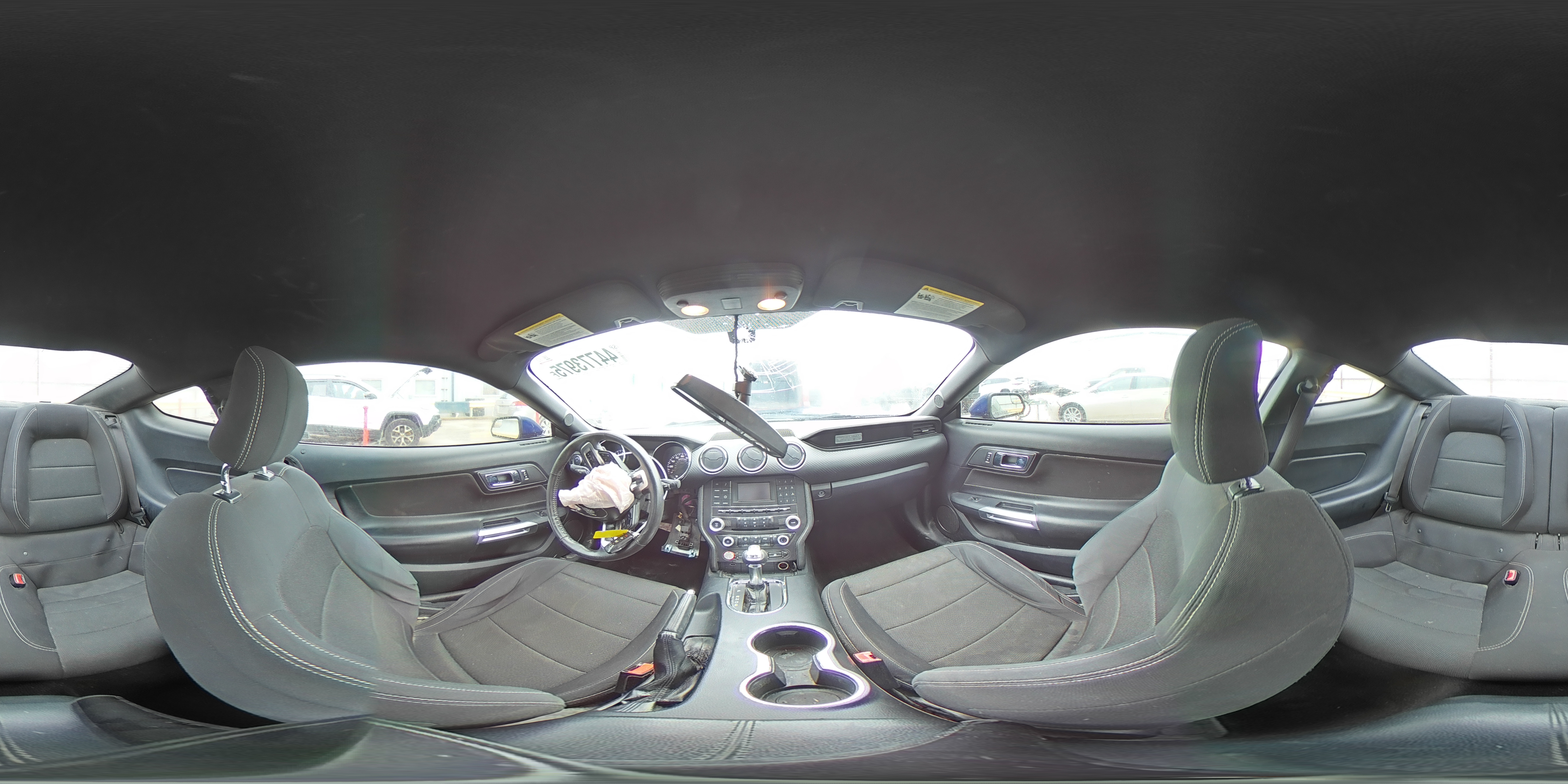 2015 Ford Mustang - Image 14