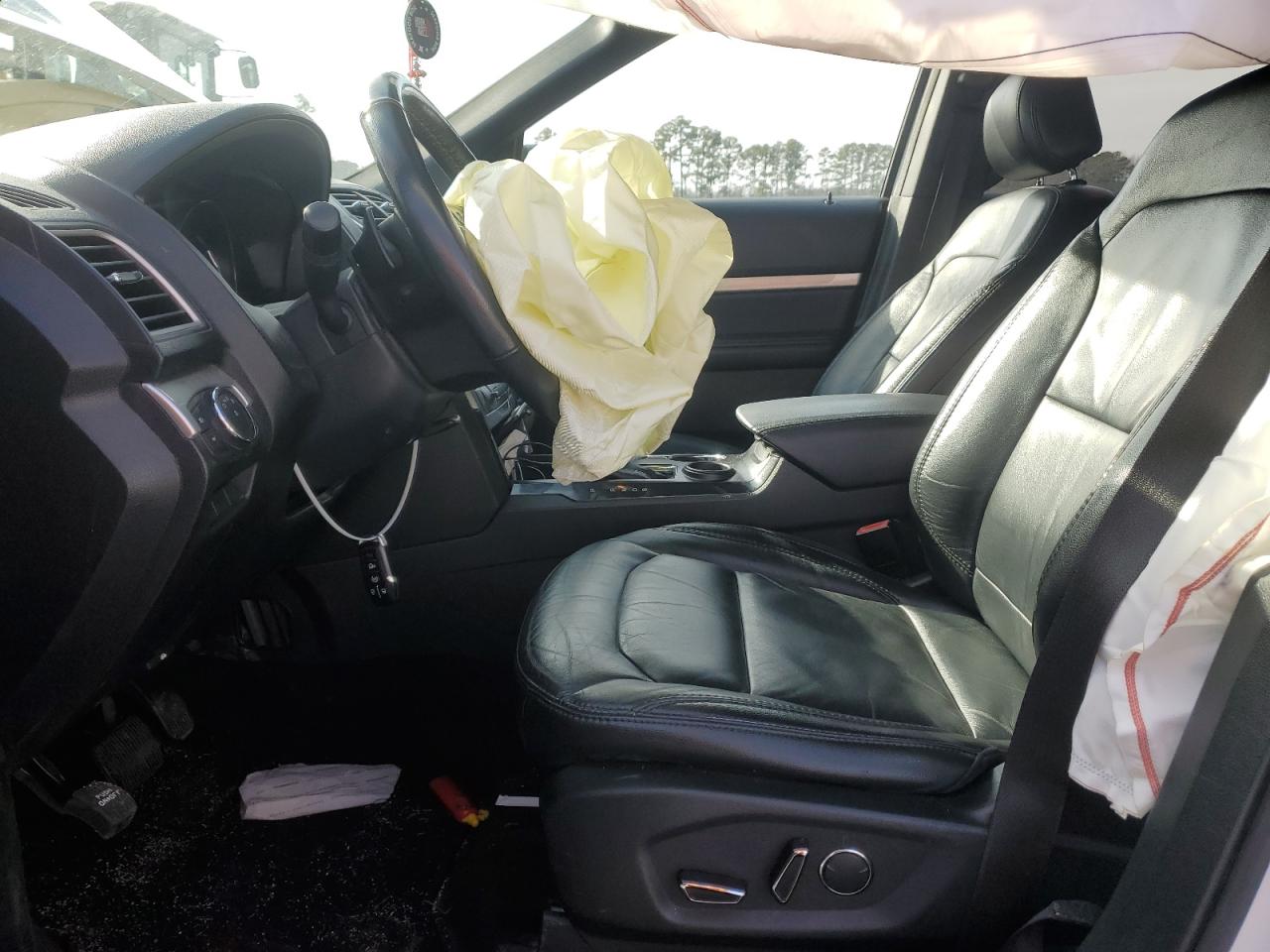 2017 Ford Explorer - Image 7