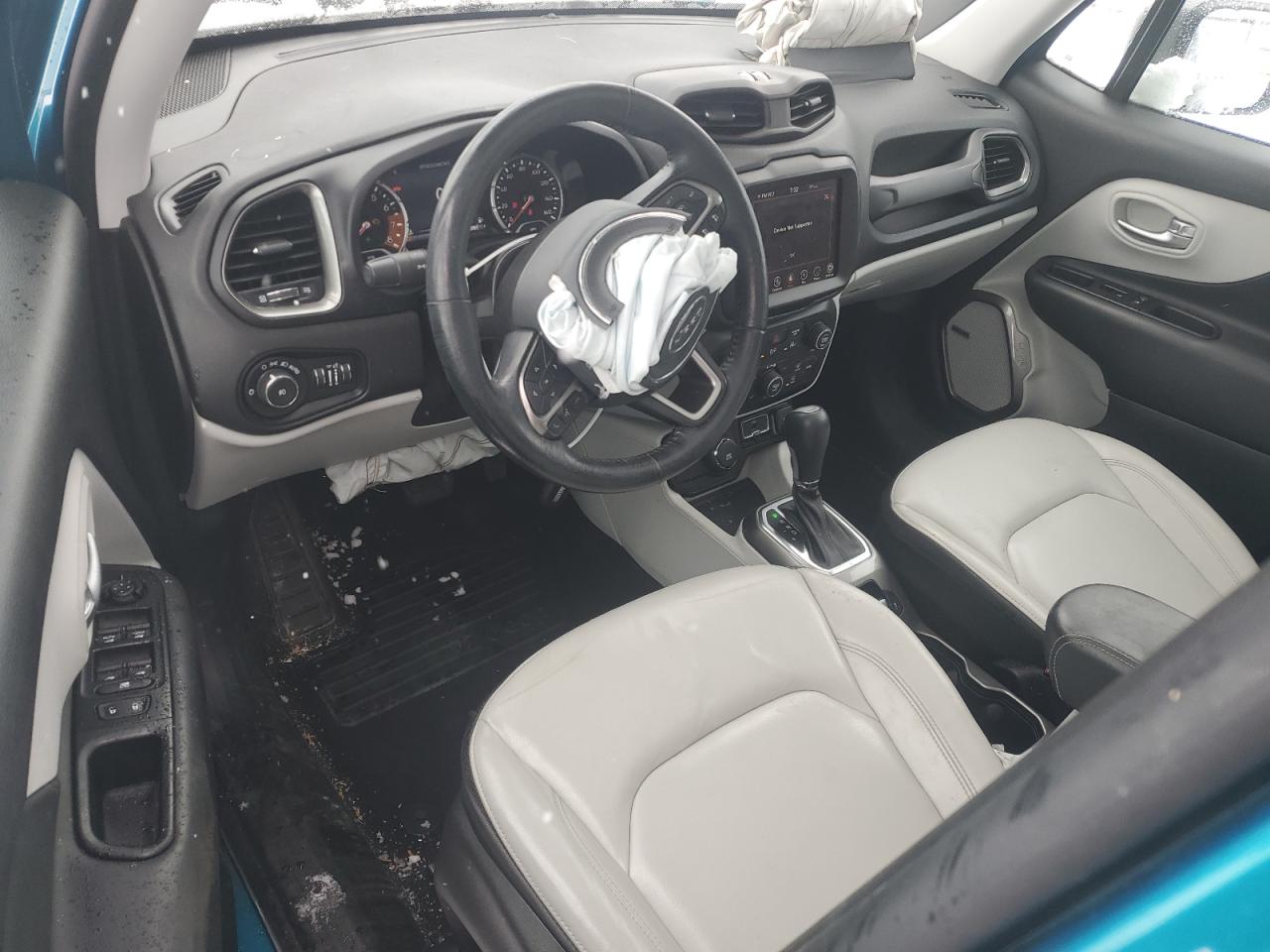 2021 Jeep Renegade - Image 8