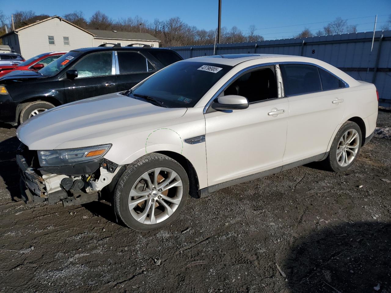 2013 Ford Taurus - Image 1