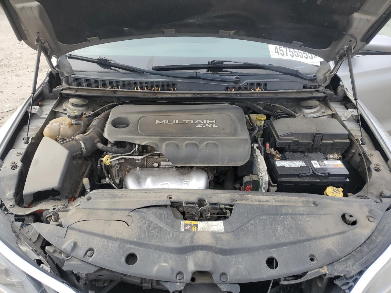 2016 Chrysler 200 - Image 11