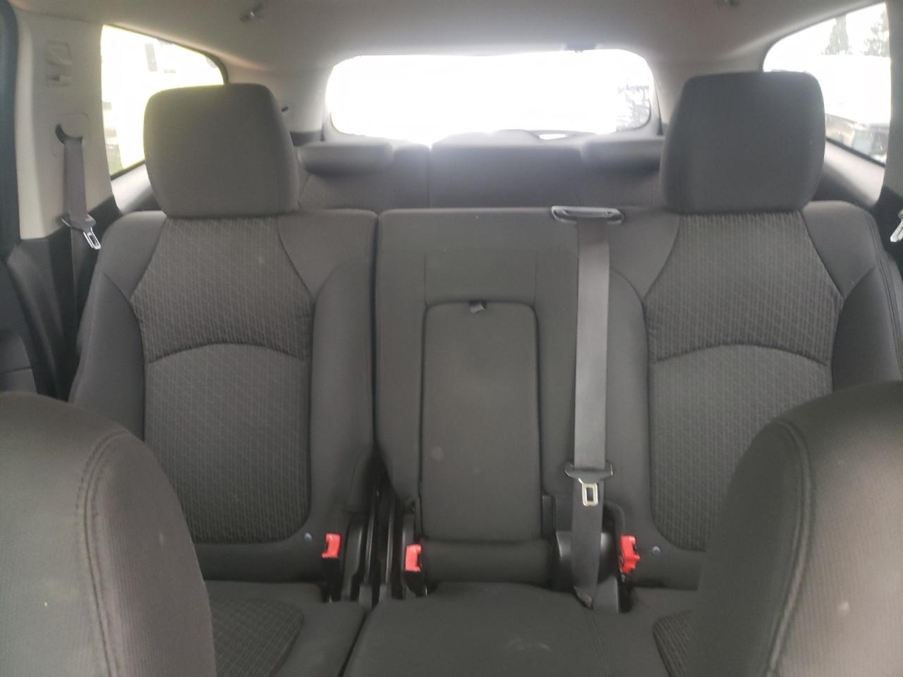 2011 Chevrolet Traverse - Image 10