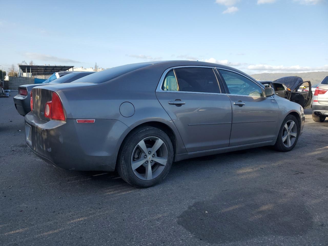 2011 Chevrolet Malibu - Image 3