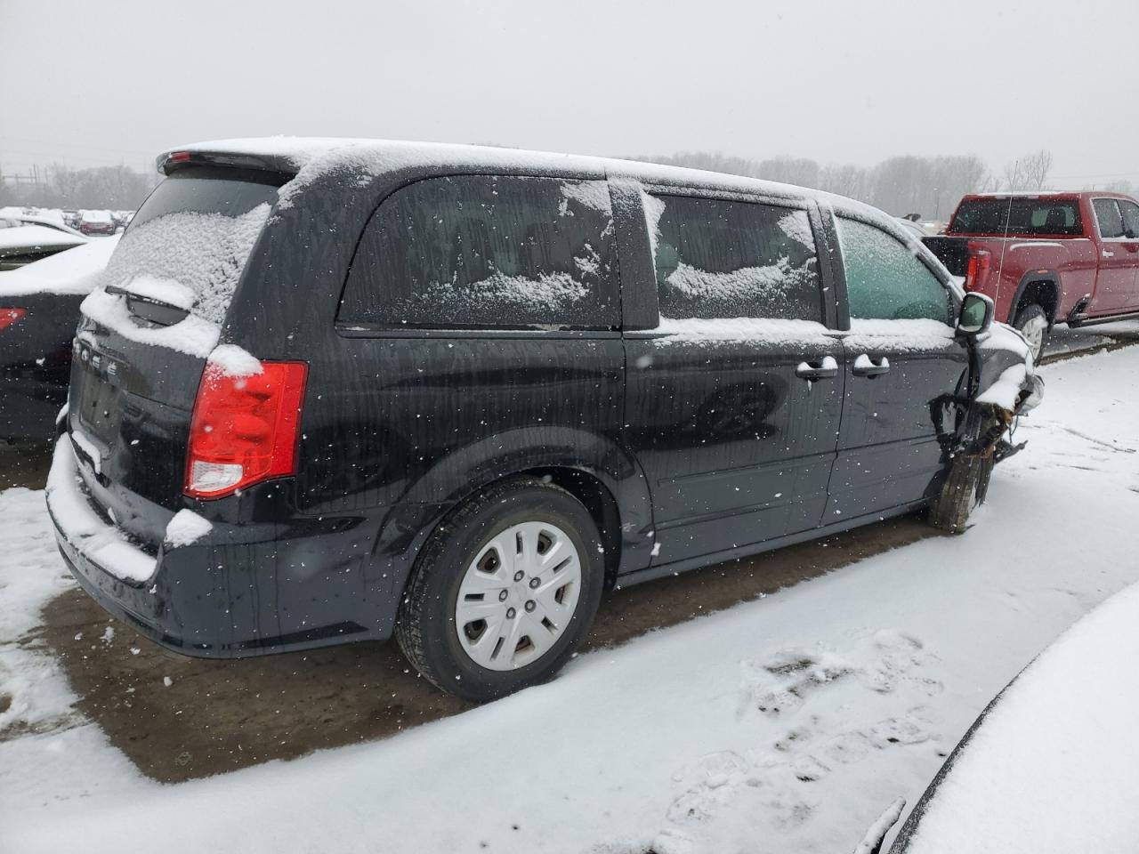 2017 Dodge Caravan - Image 3