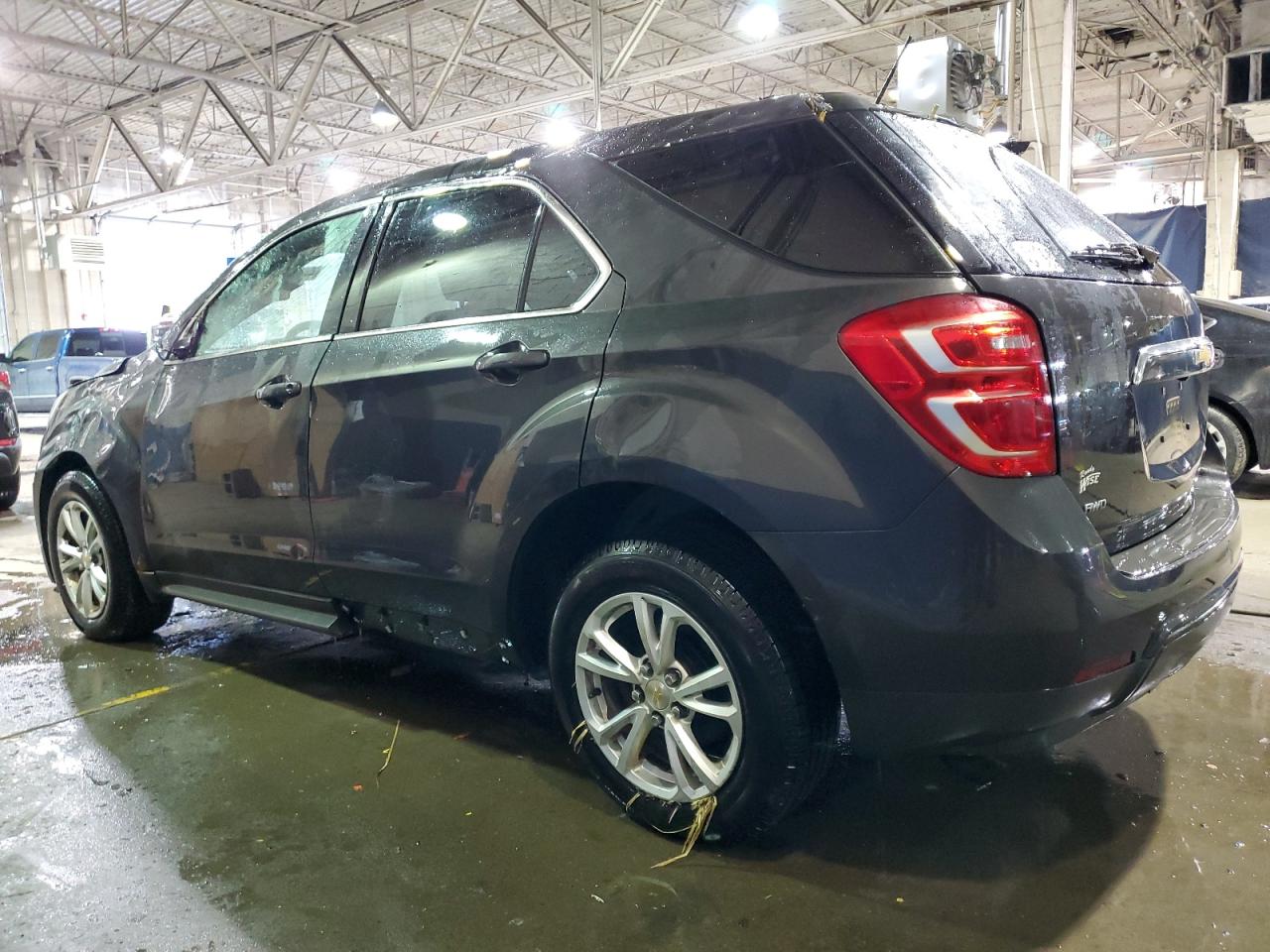 2016 Chevrolet Equinox - Image 2
