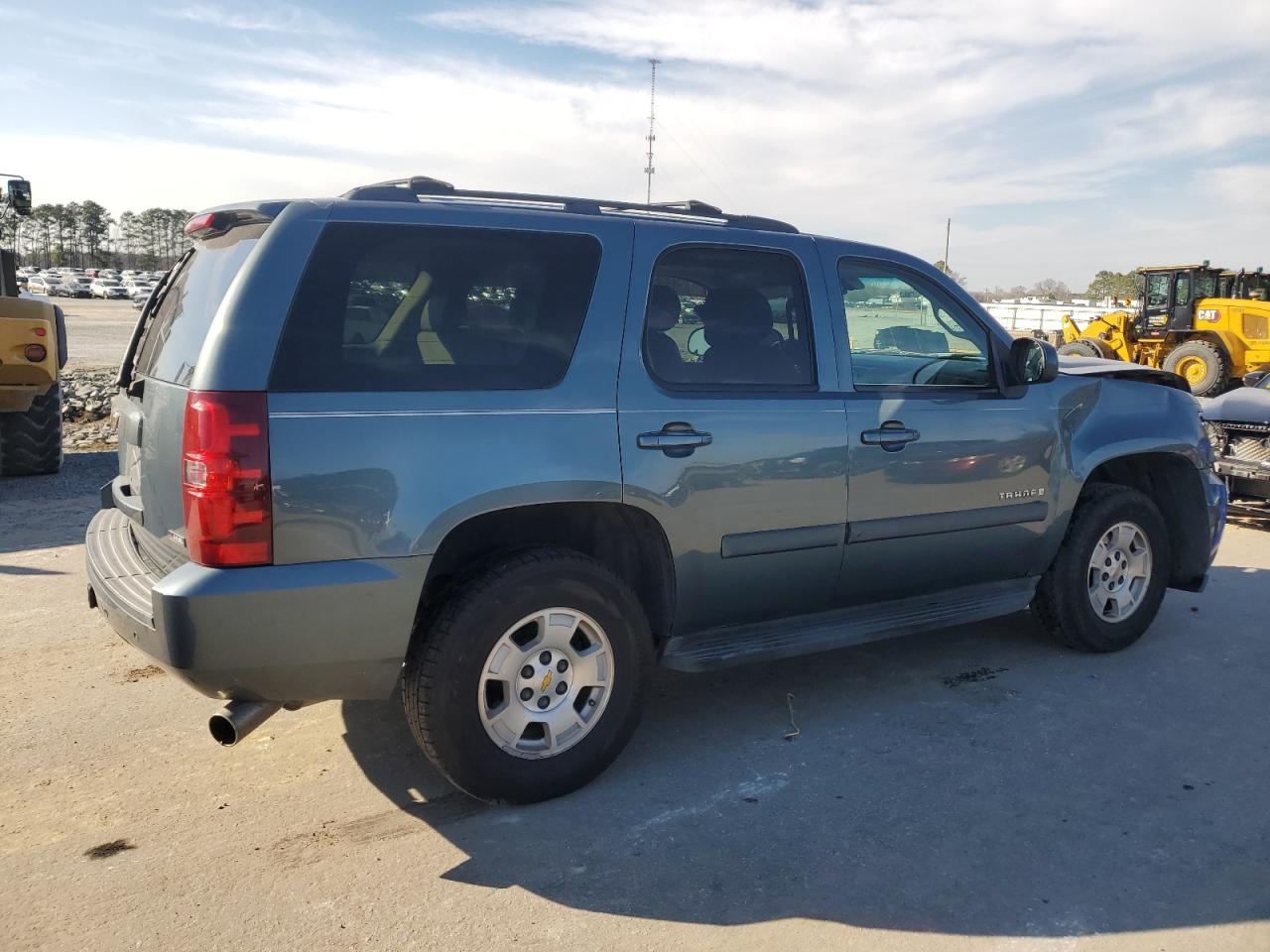 2009 Chevrolet Tahoe - Image 3