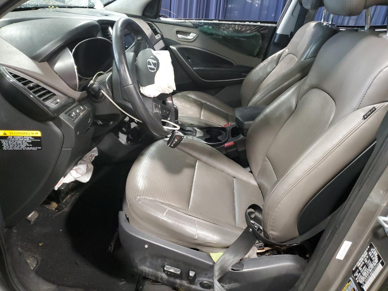 2014 Hyundai Santa Fe - Image 7