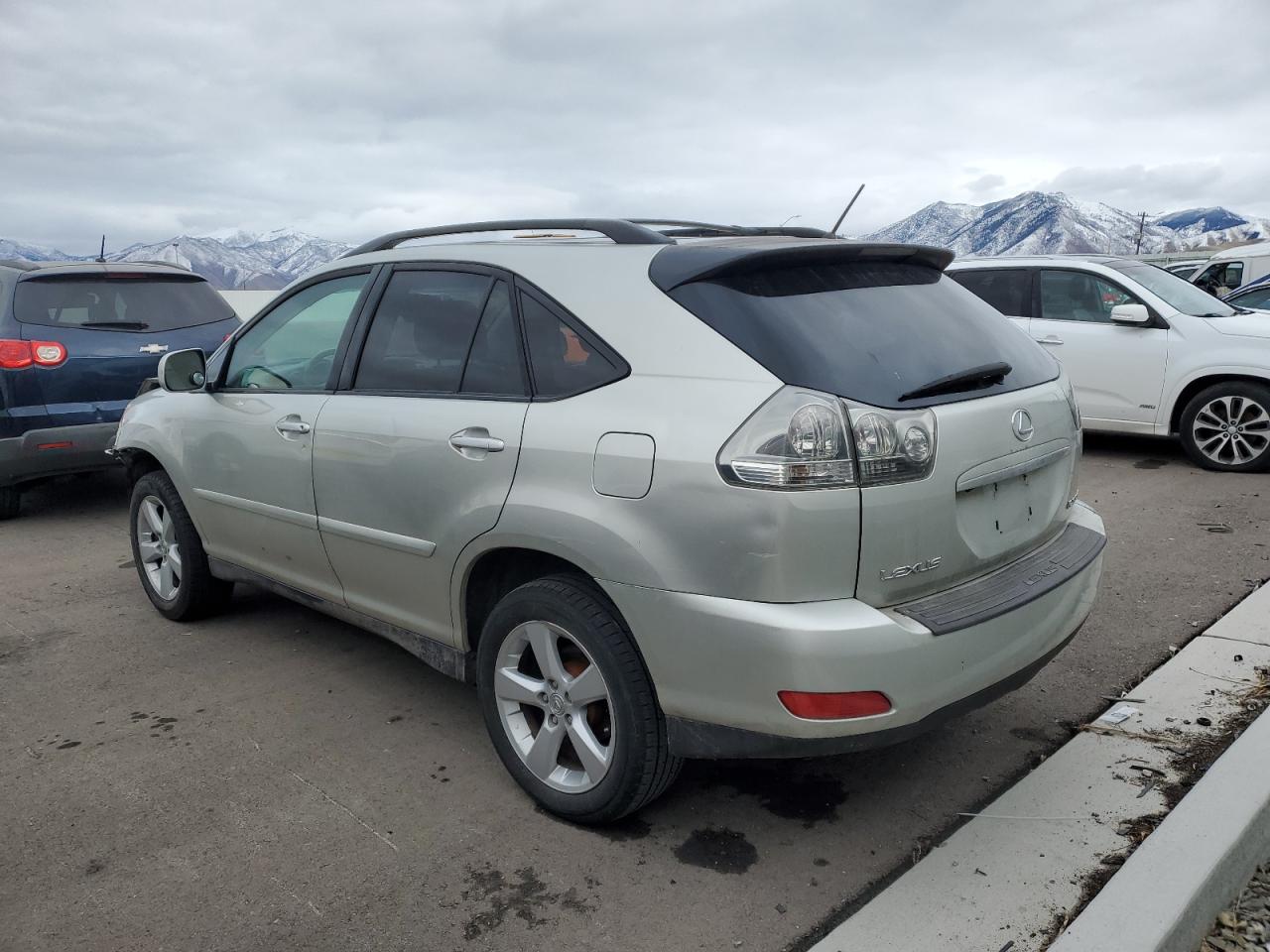 2004 Lexus RX - Image 2