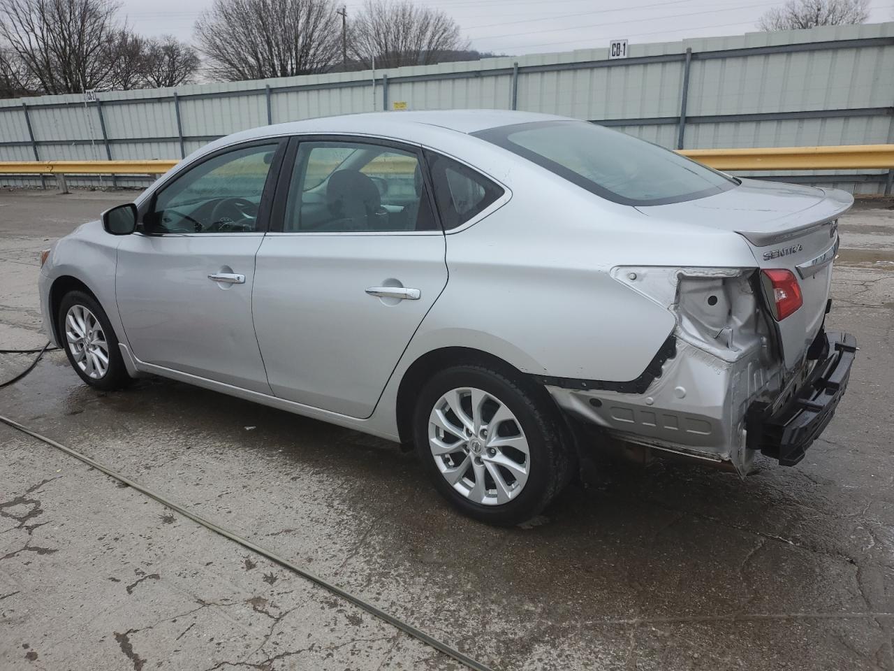 2017 Nissan Sentra - Image 2