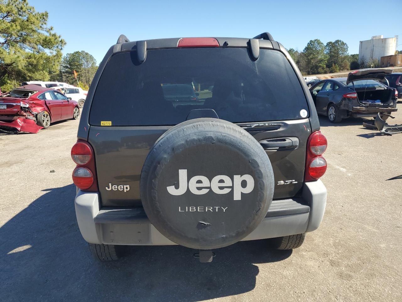 2005 Jeep Liberty (North America) - Image 6
