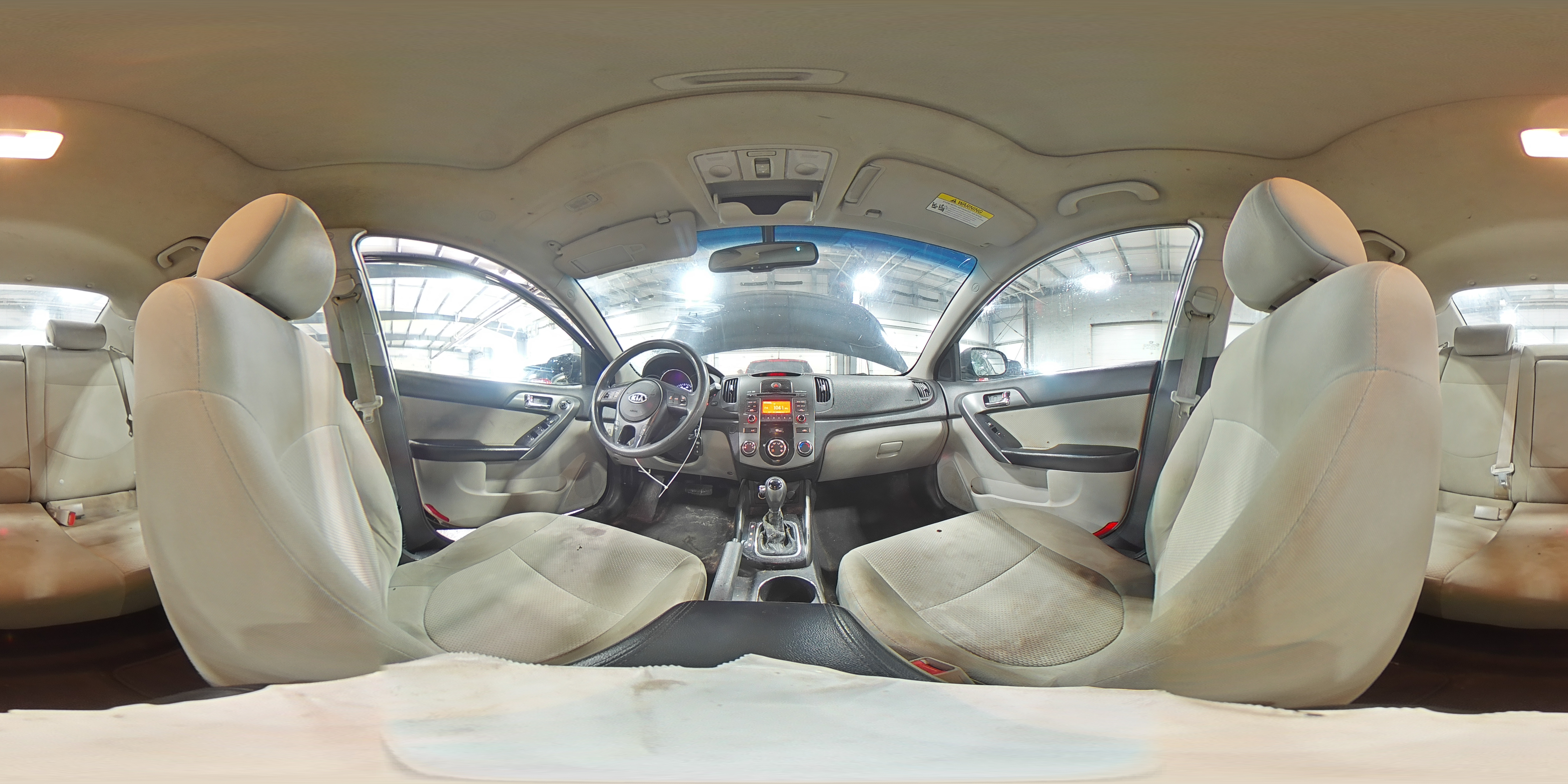 2013 Kia Forte - Image 14