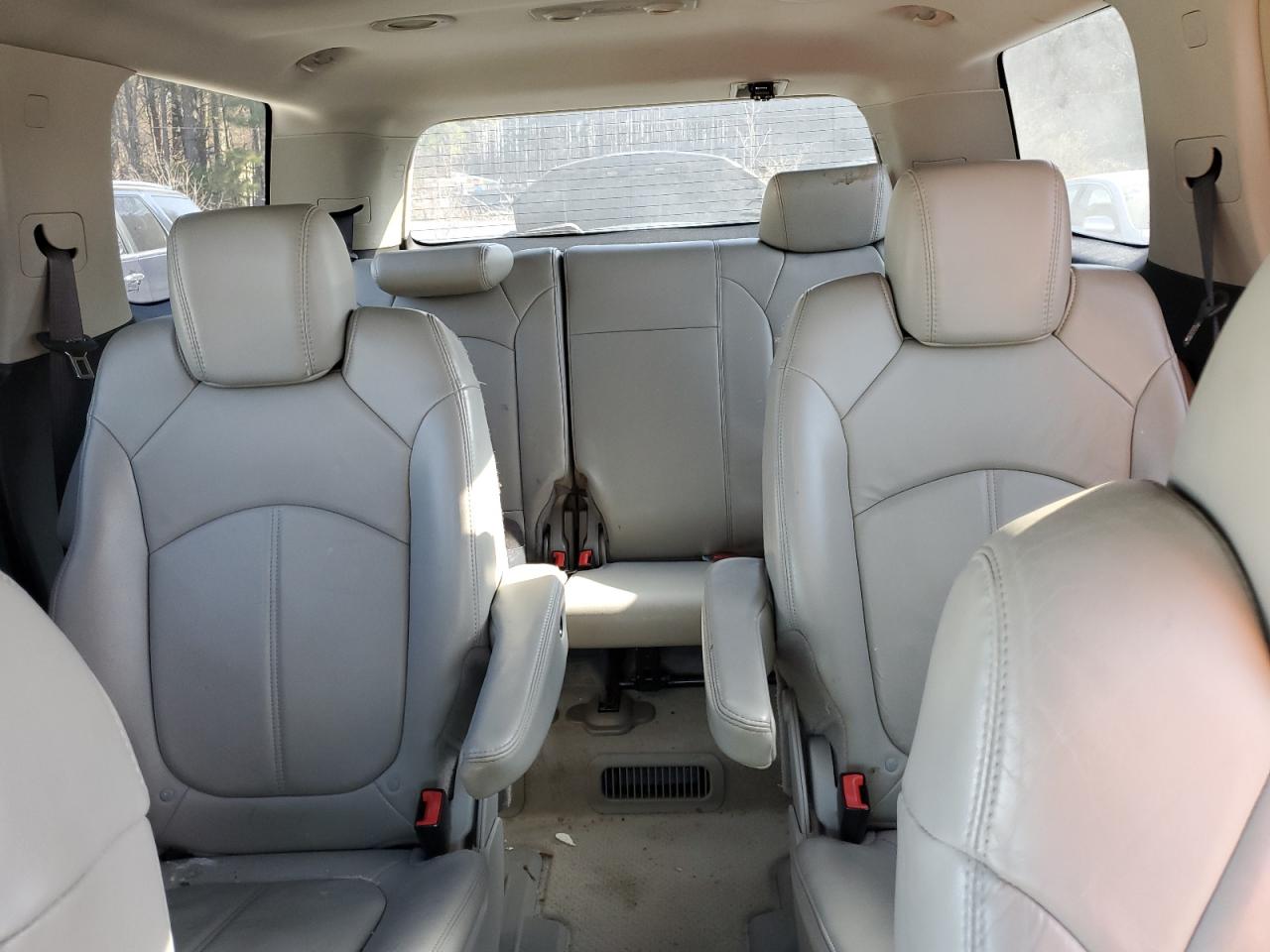 2009 GMC Acadia - Image 10
