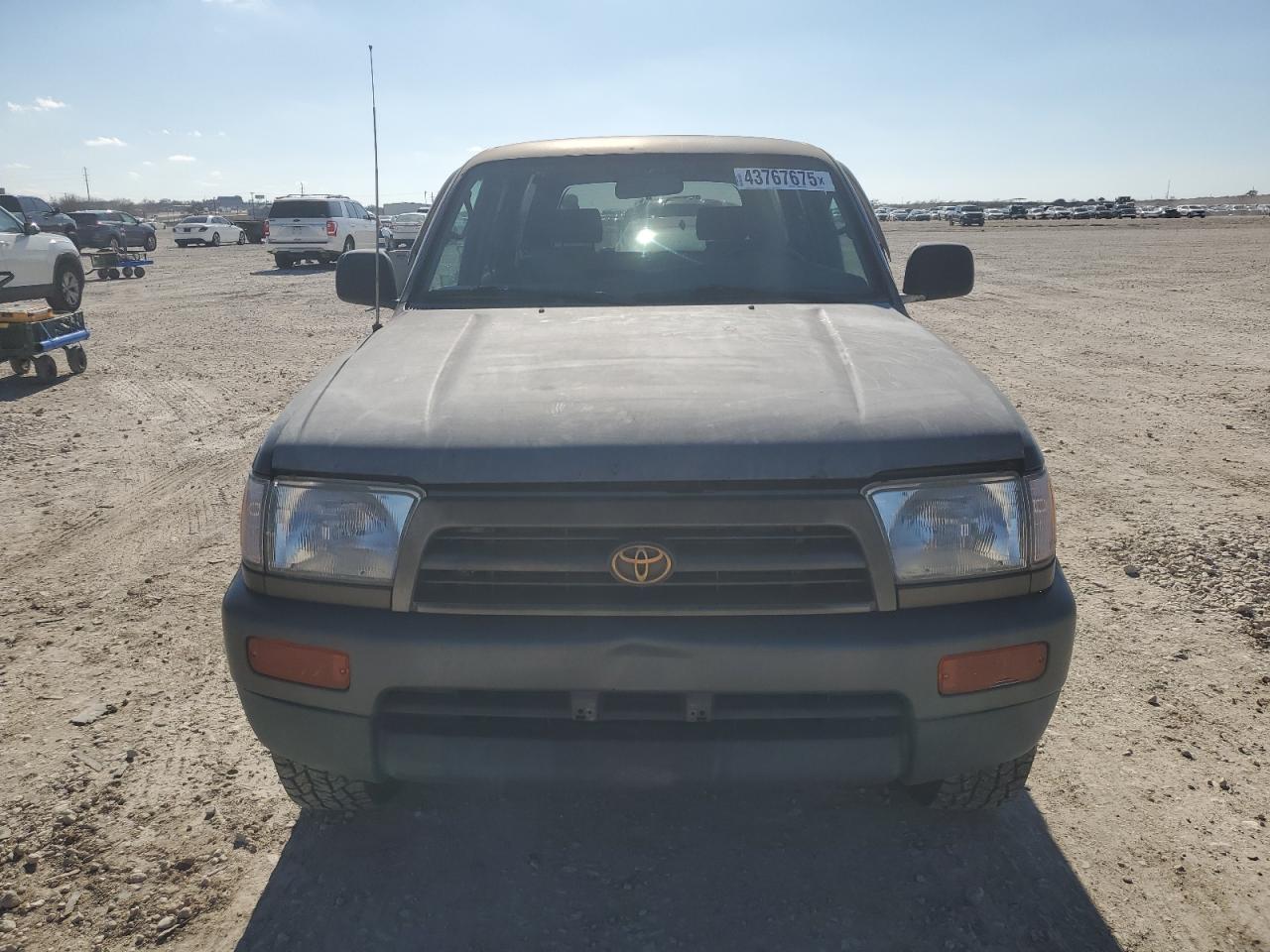 1997 Toyota 4Runner - Image 5