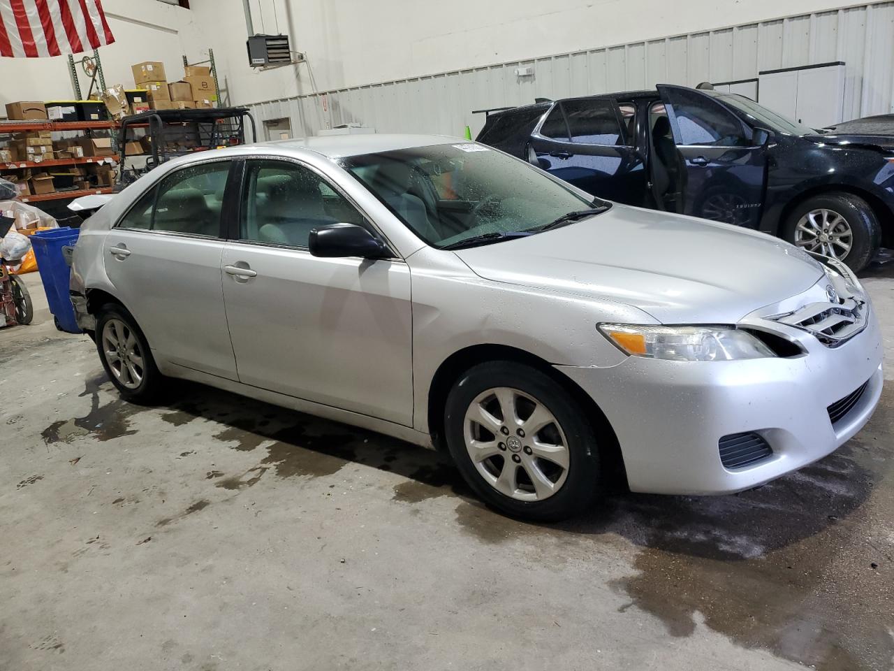 2011 Toyota Camry - Image 4