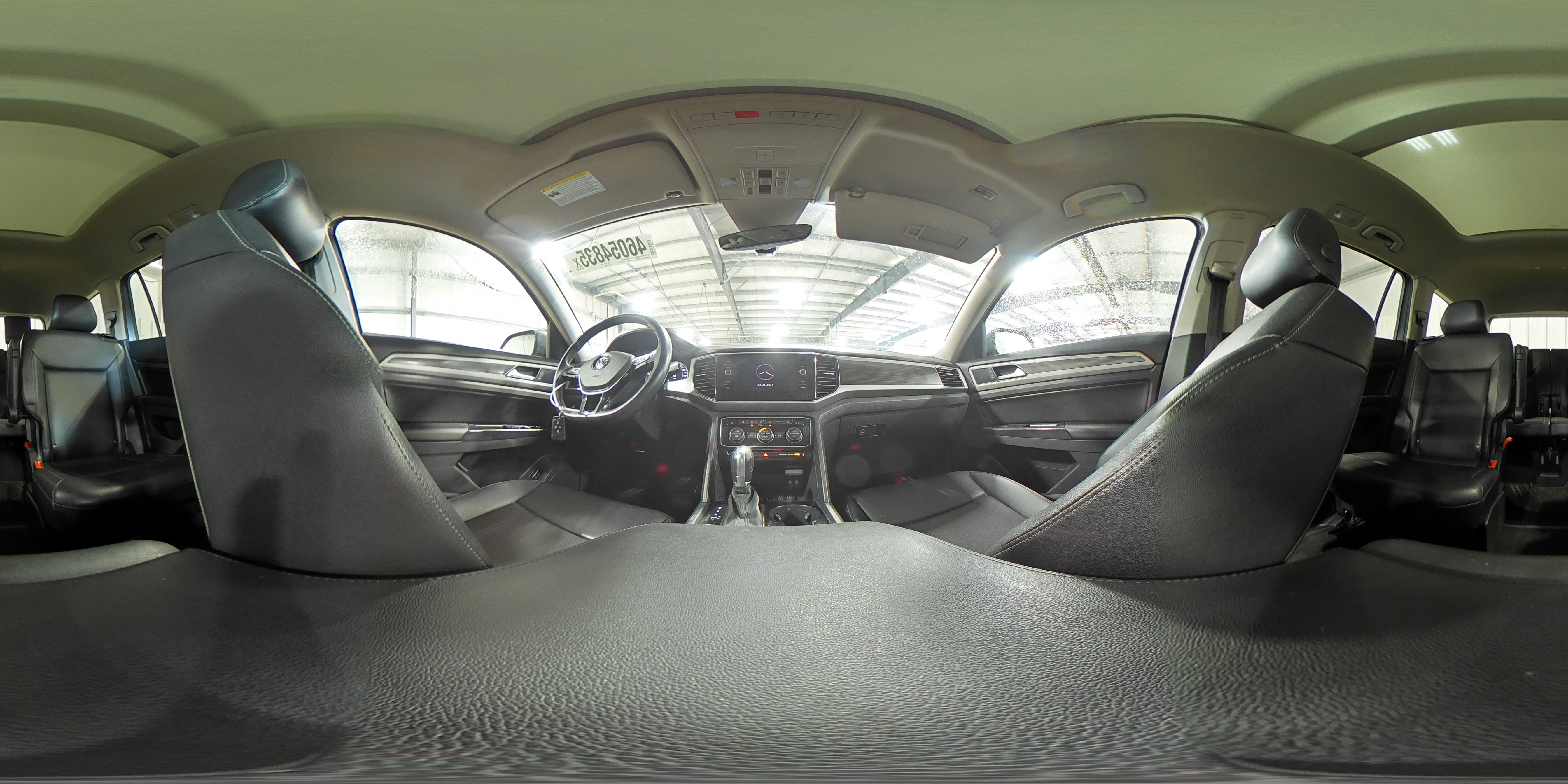 2019 Volkswagen Atlas - Image 16