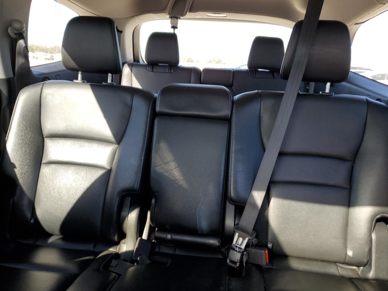 2017 Honda Pilot - Image 10