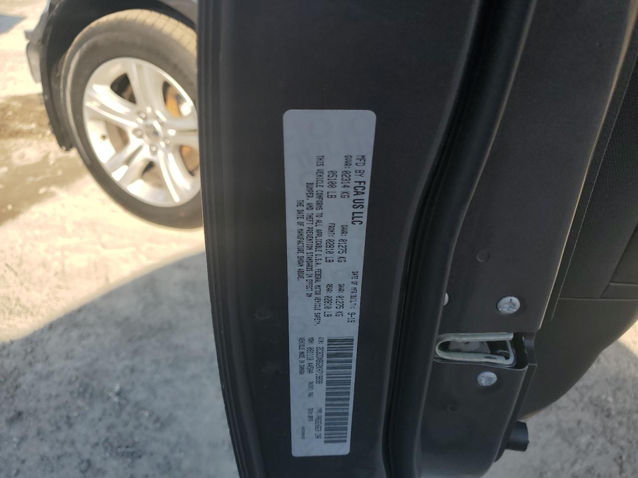 2019 Dodge Charger - Image 13