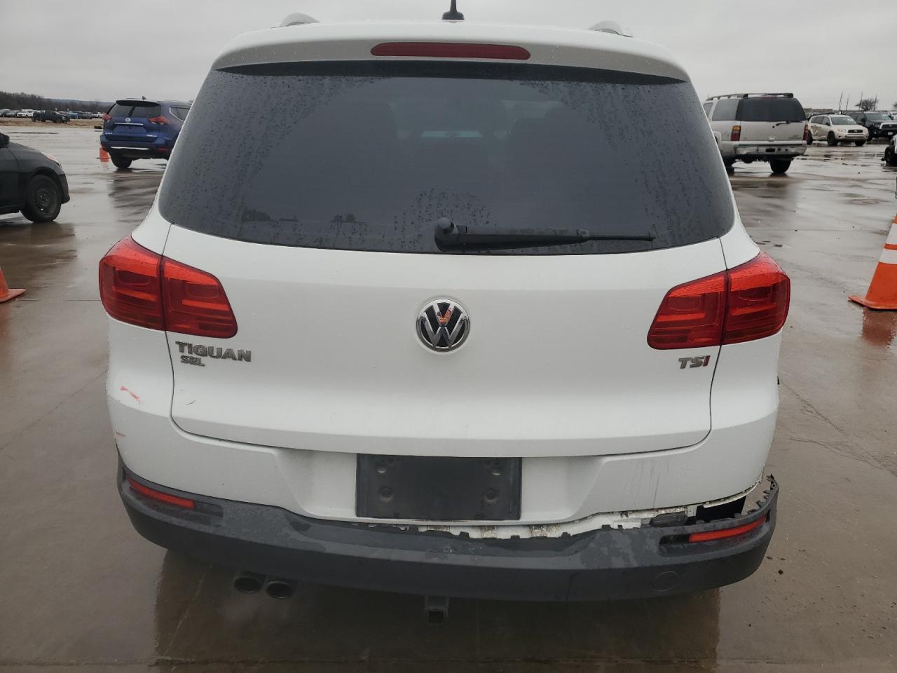 2016 Volkswagen Tiguan - Image 6