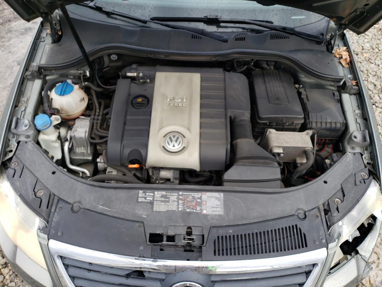 2006 Volkswagen Passat - Image 11