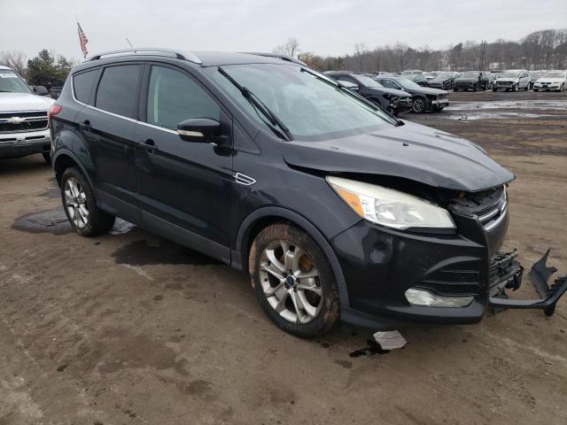 FORD ESCAPE 2015 Черный