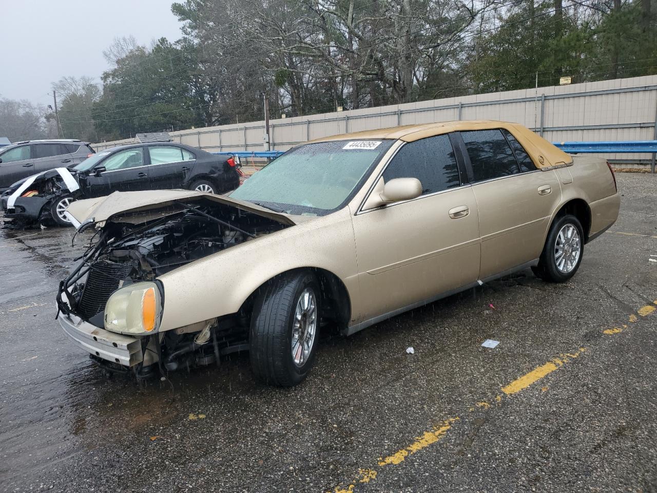 2005 Cadillac De Ville - Image 1