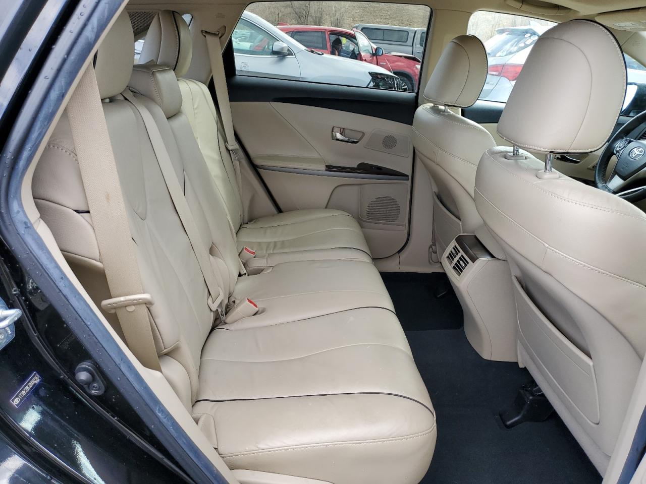 2013 Toyota Venza - Image 11