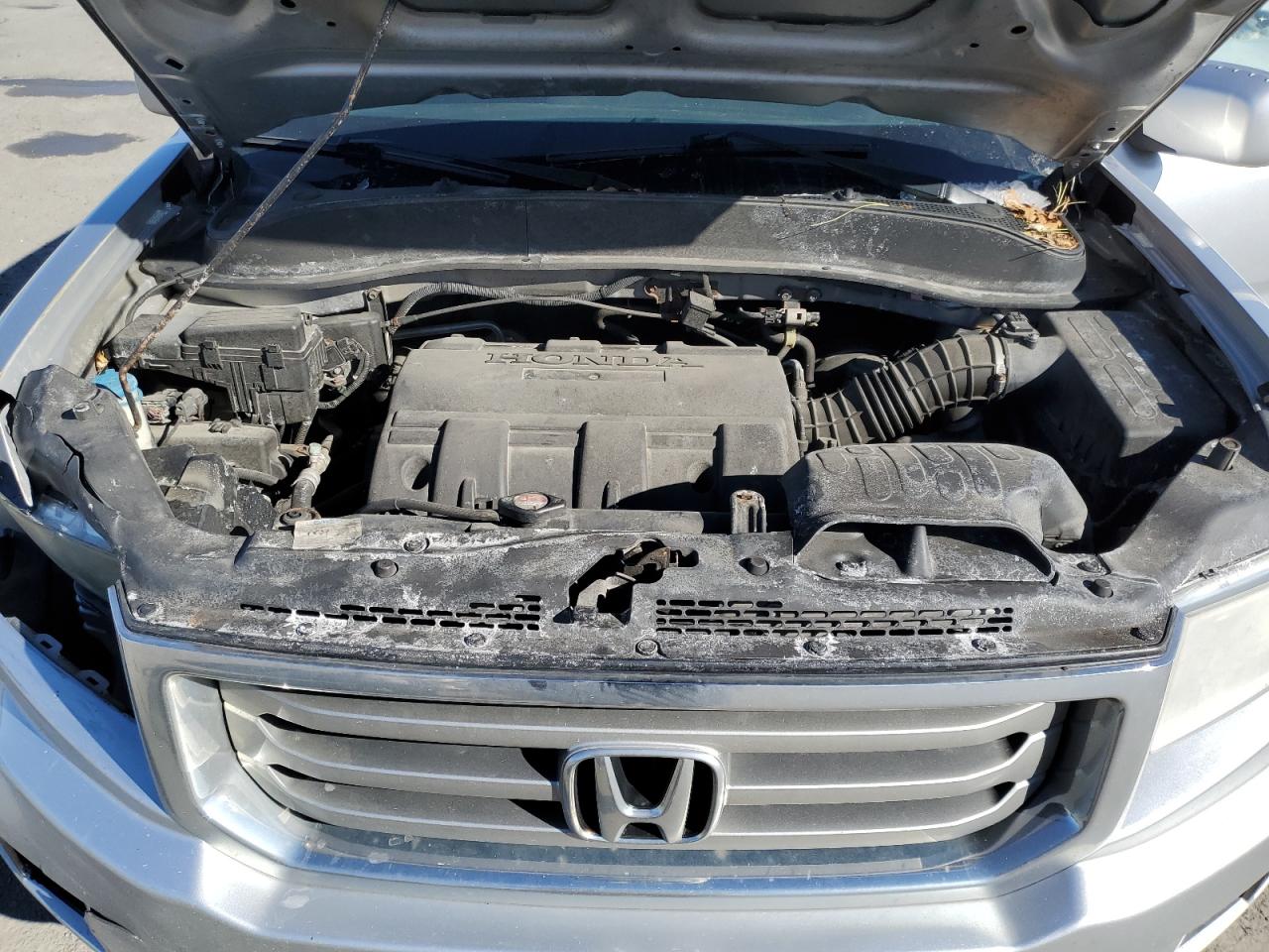 2012 Honda Ridgeline - Image 11