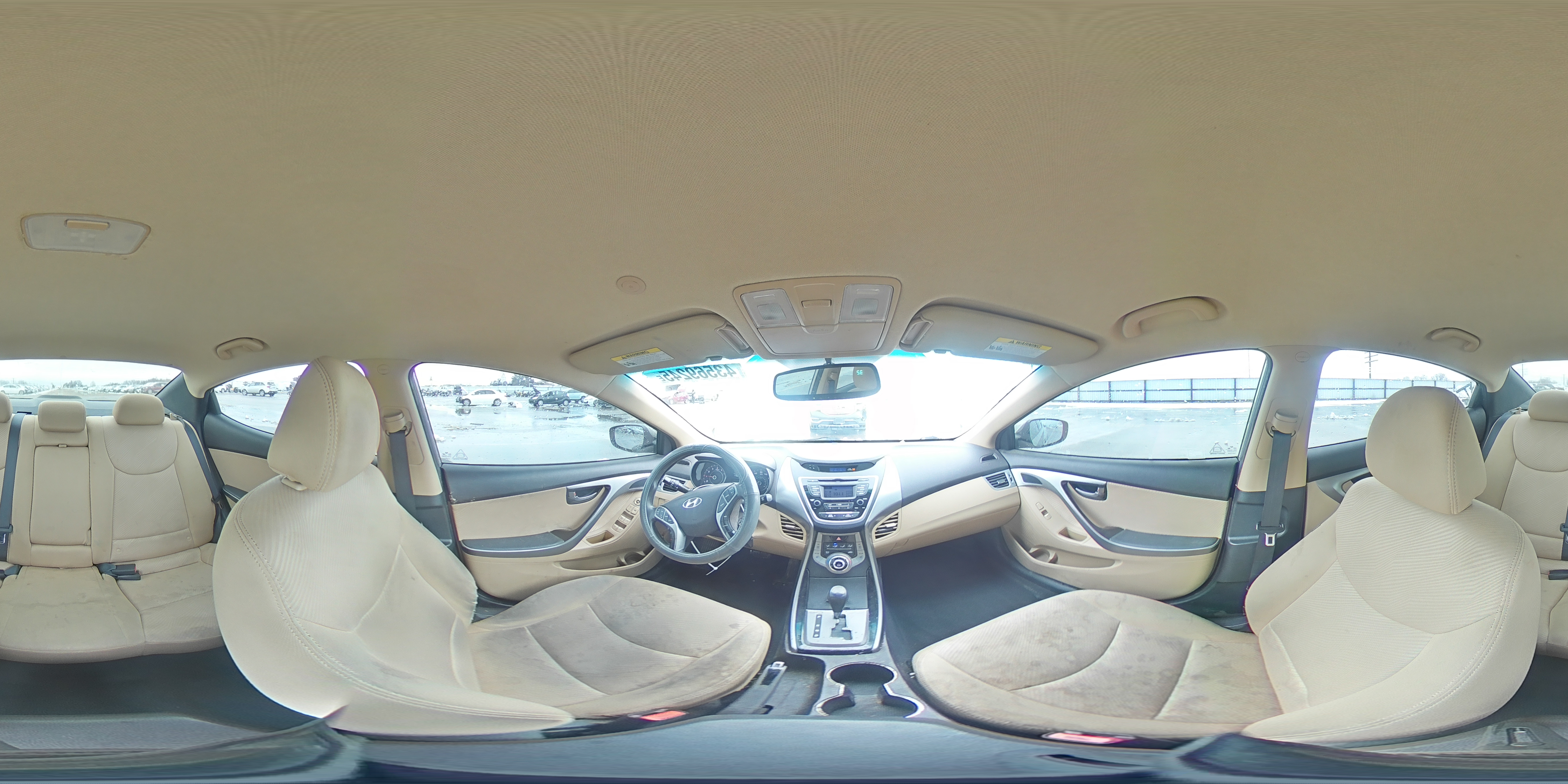 2013 Hyundai Elantra - Image 13