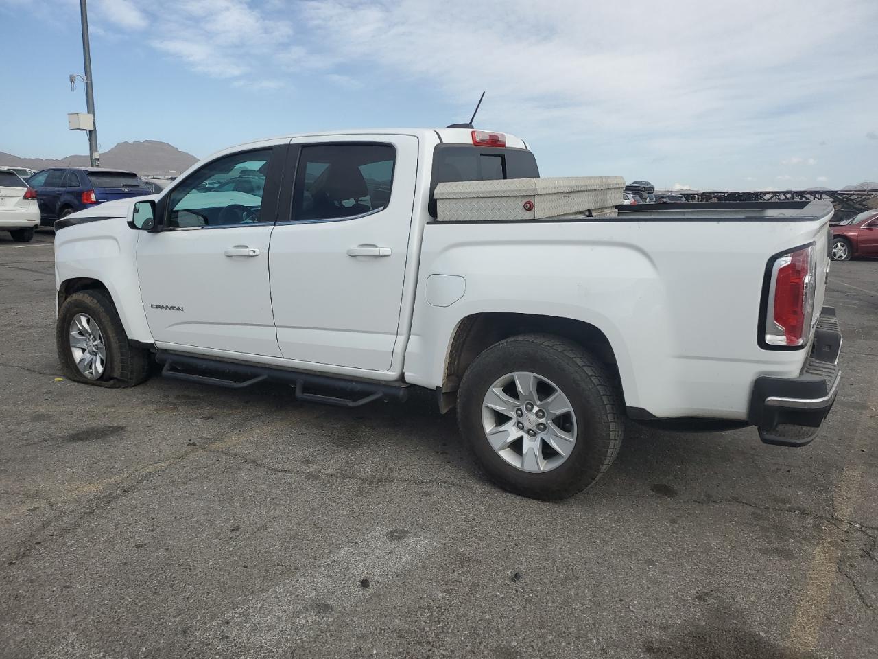 2016 GMC Canyon - Image 2