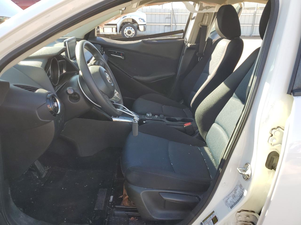 2017 Toyota Yaris - Image 7