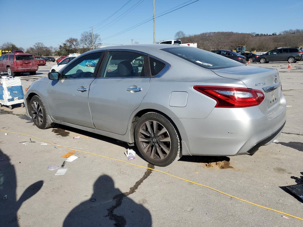 2016 Nissan Altima - Image 2