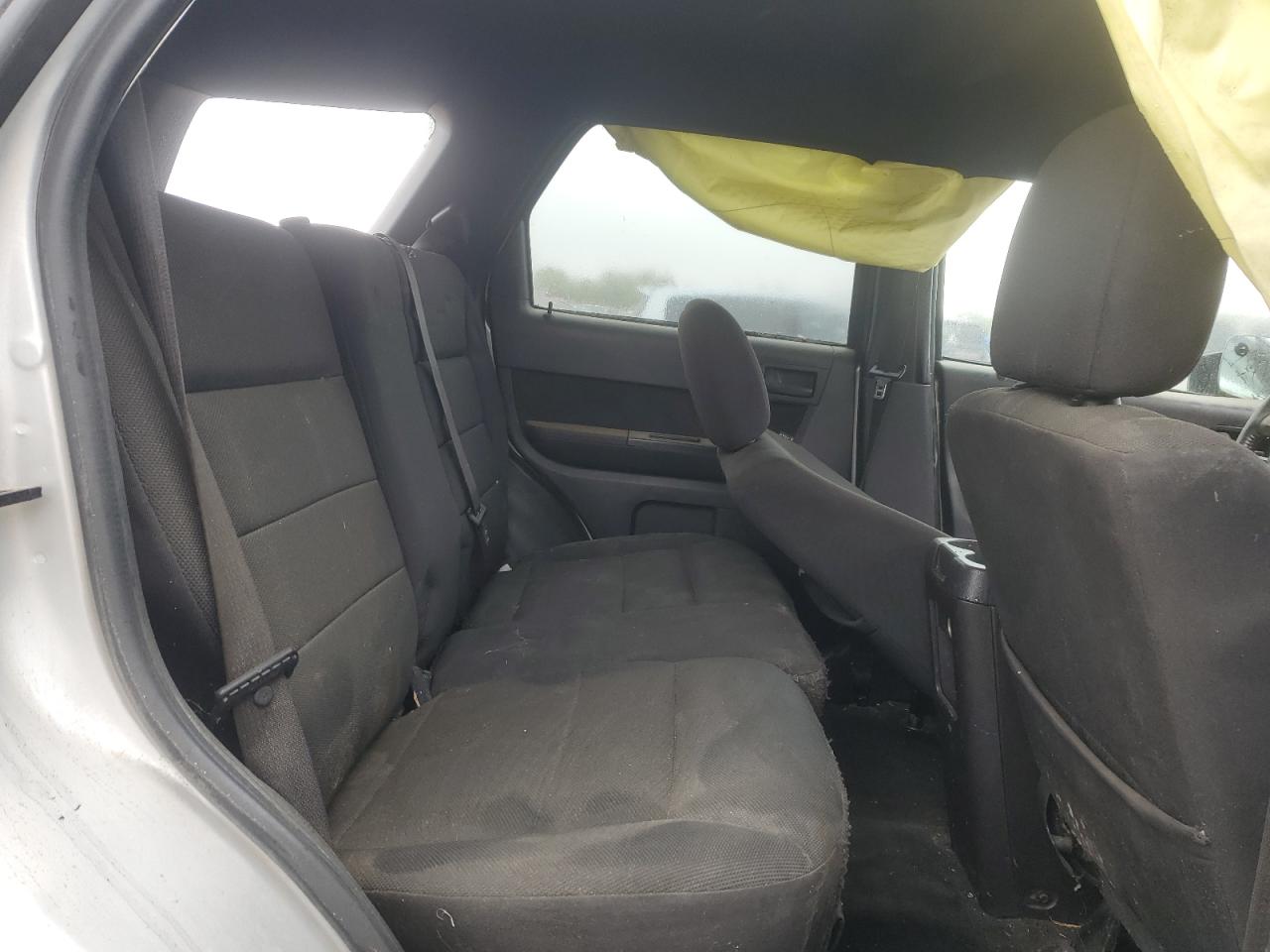 2009 Ford Escape - Image 11