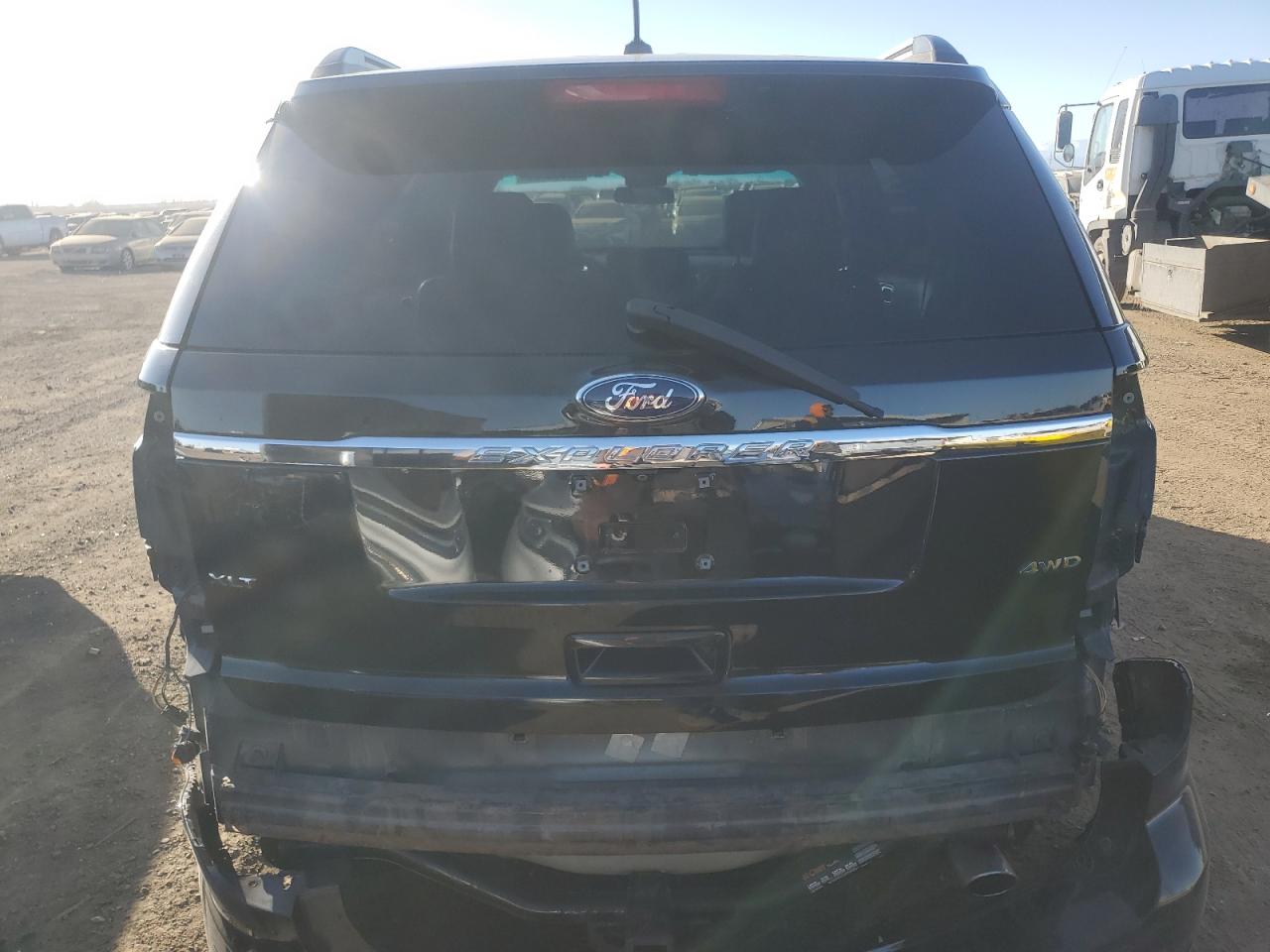 2015 Ford Explorer - Image 6