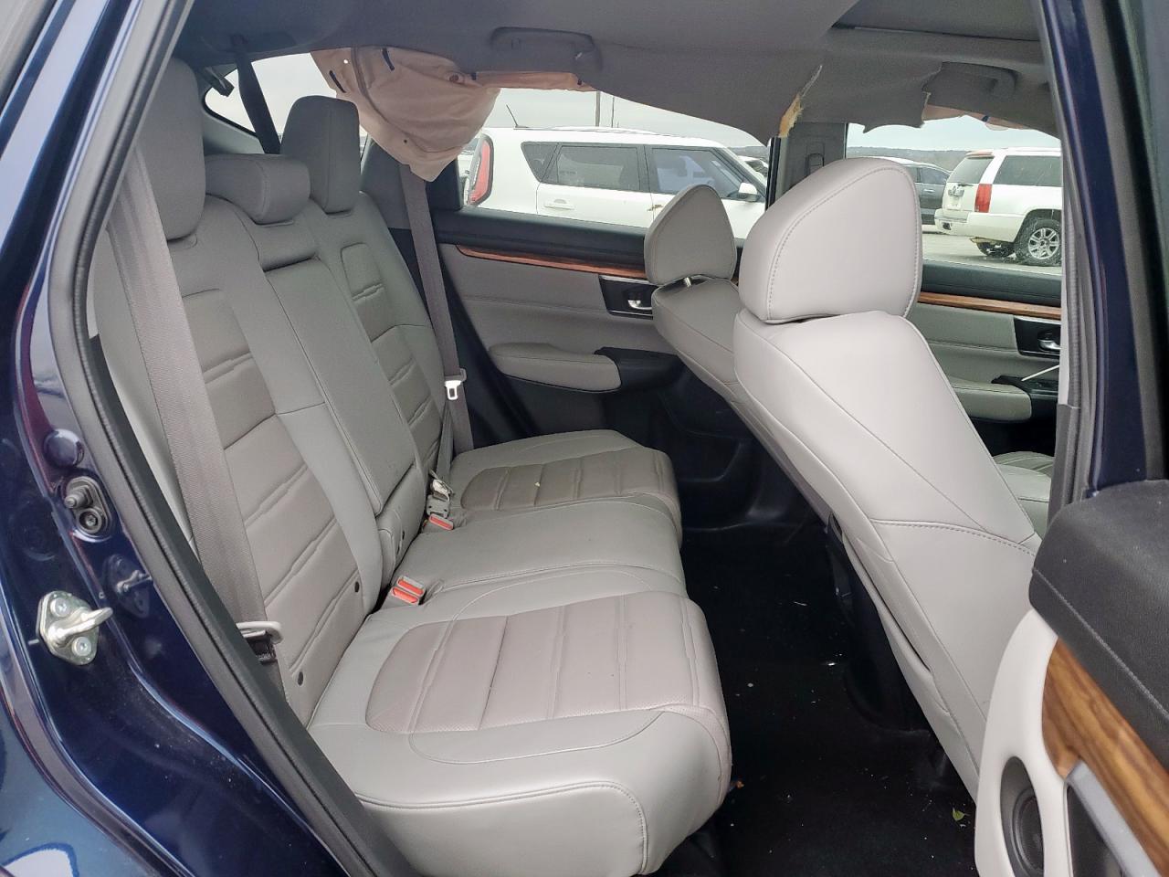 2017 Honda CR-V - Image 11