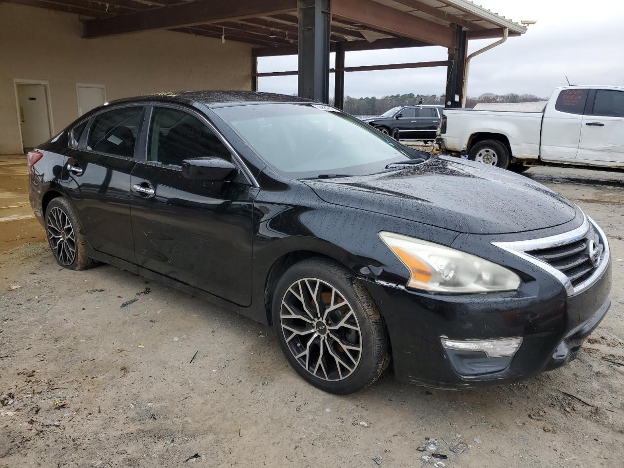 2013 Nissan Altima - Image 4