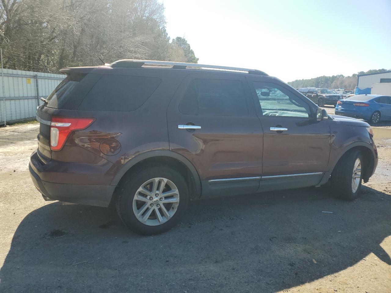 2011 Ford Explorer - Image 3