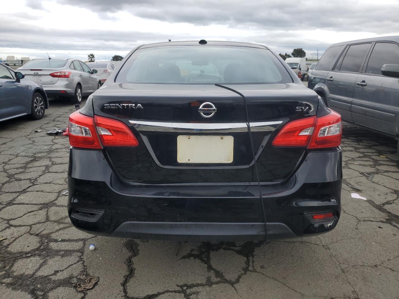 2016 Nissan Sentra - Image 6