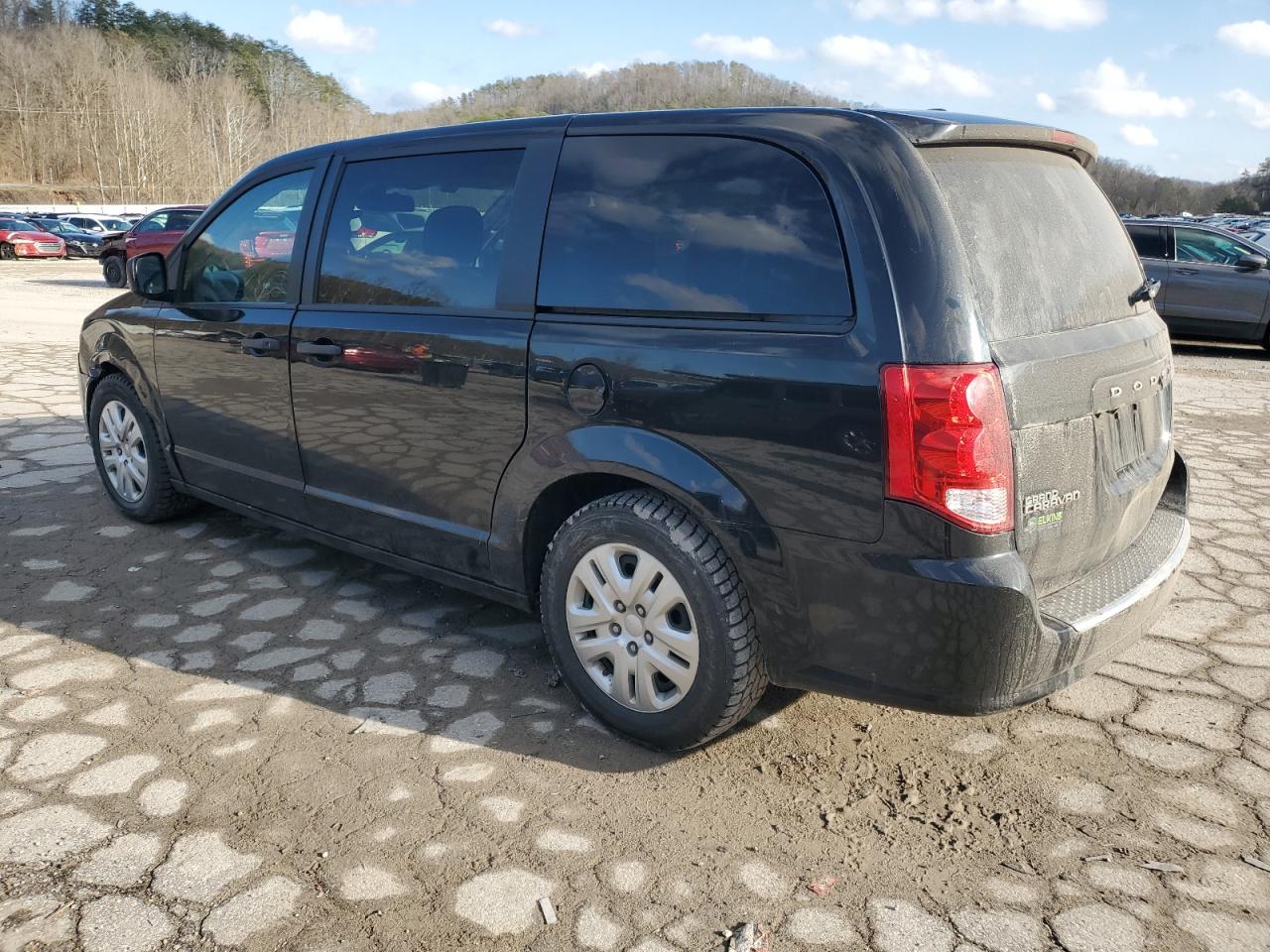 2019 Dodge Caravan - Image 2