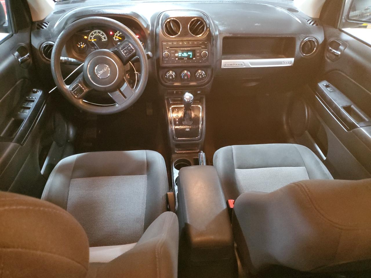 2016 Jeep Compass - Image 8