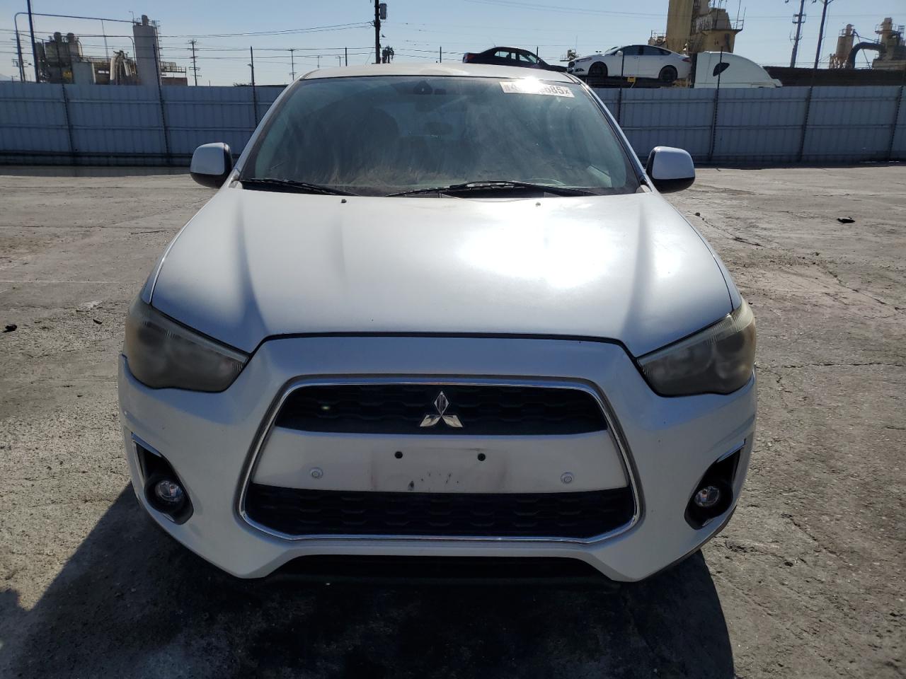 2013 Mitsubishi Outlander - Image 5