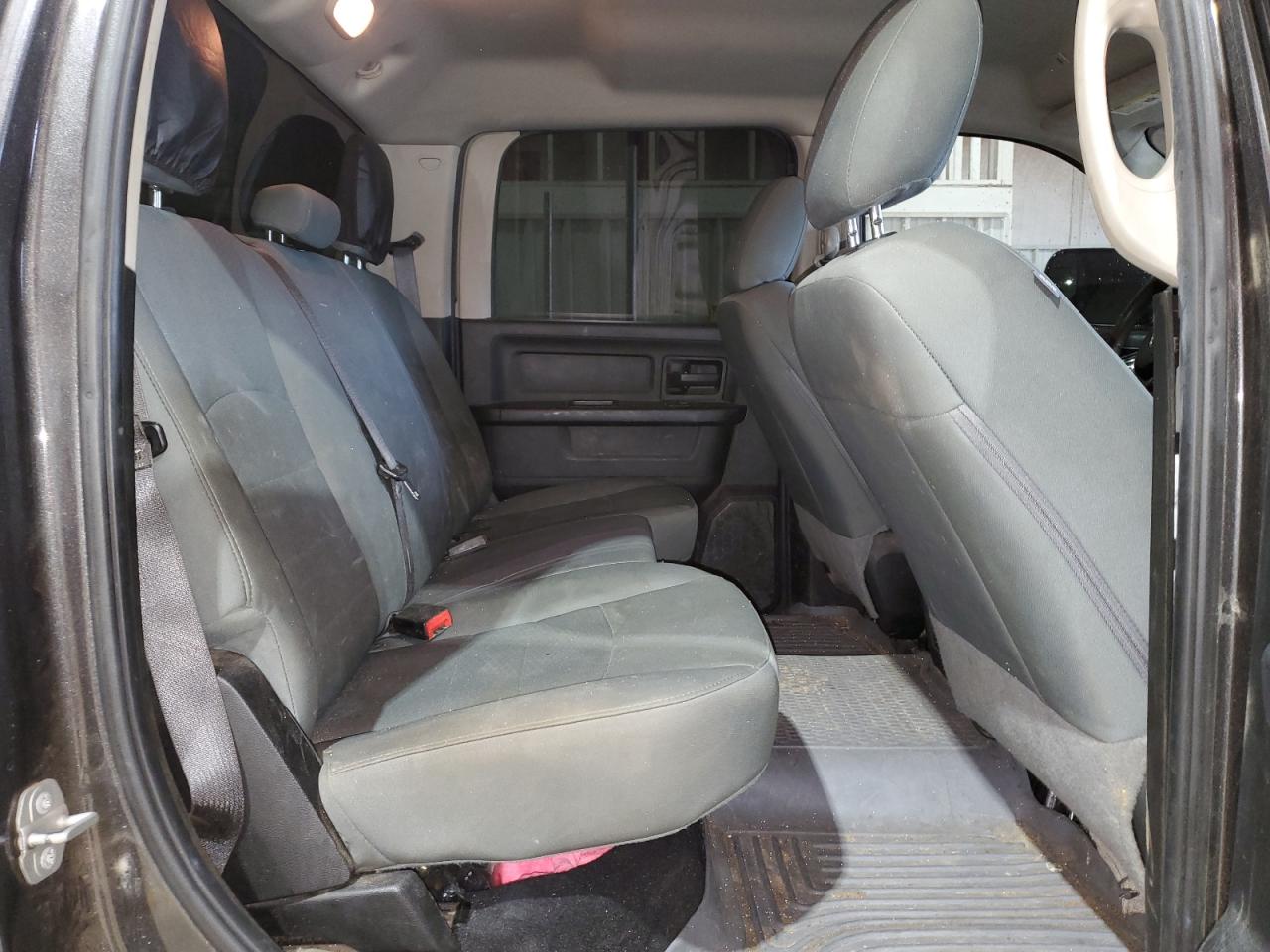 2018 RAM 2500 - Image 10