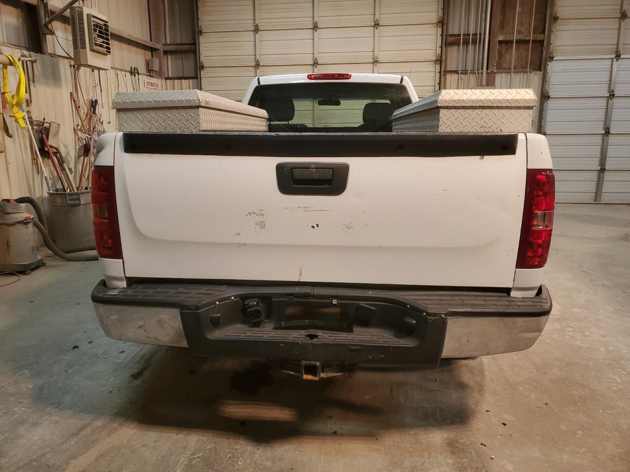 2013 Chevrolet Silverado - Image 6