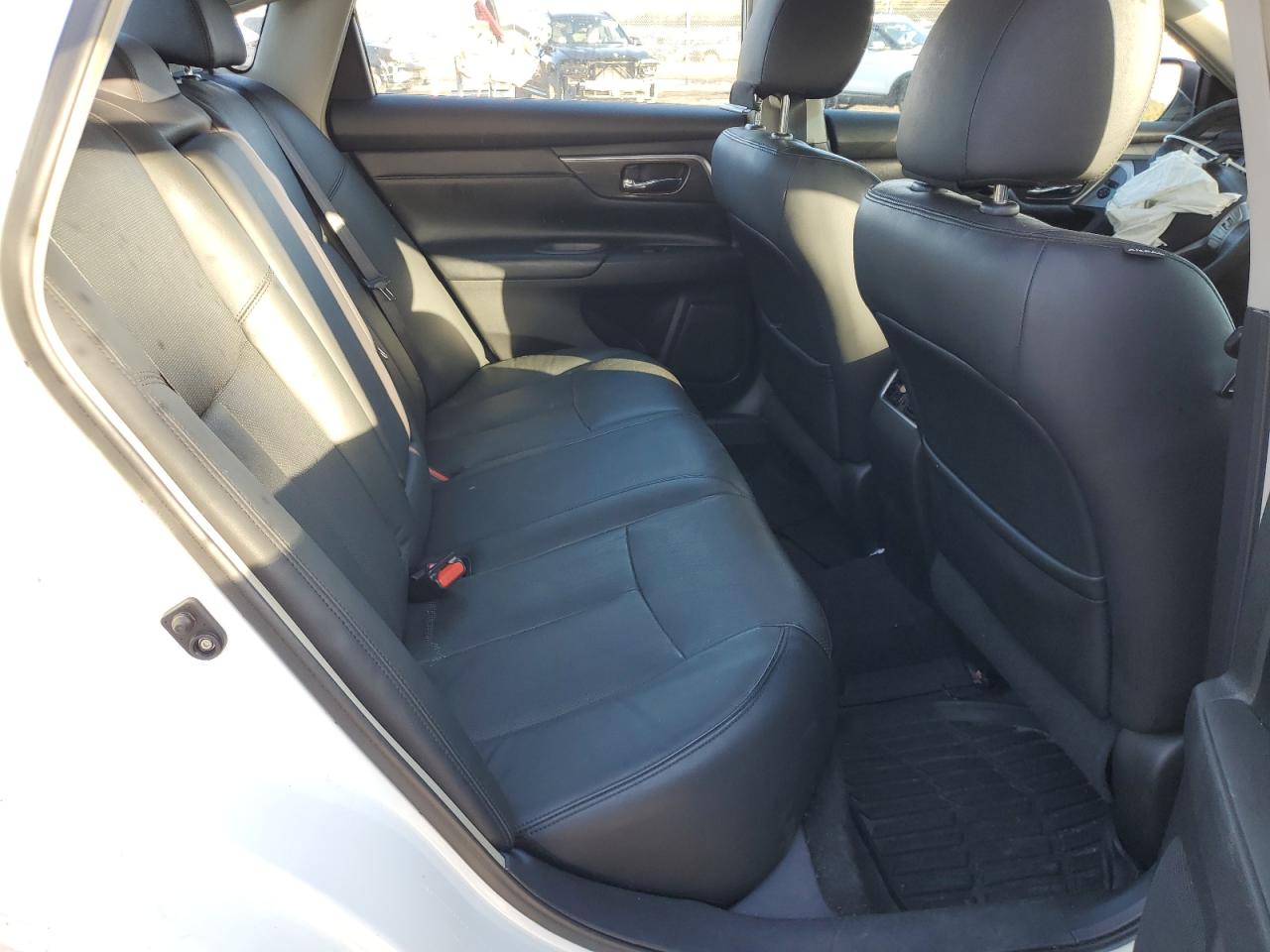 2013 Nissan Altima - Image 10