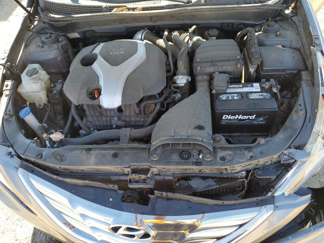 2012 Hyundai Sonata - Image 11