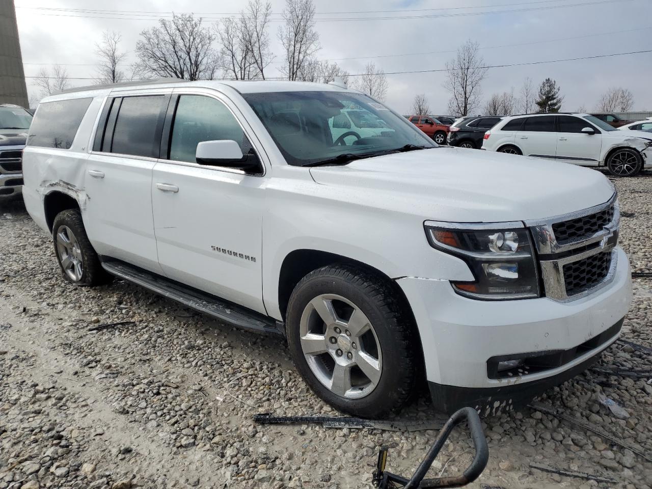 2017 Chevrolet Suburban - Image 4