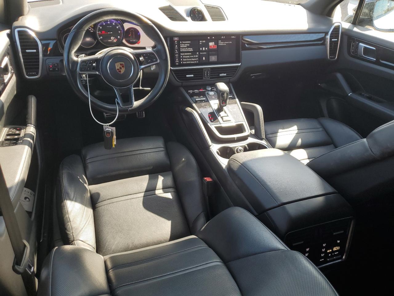 2020 Porsche Cayenne - Image 8