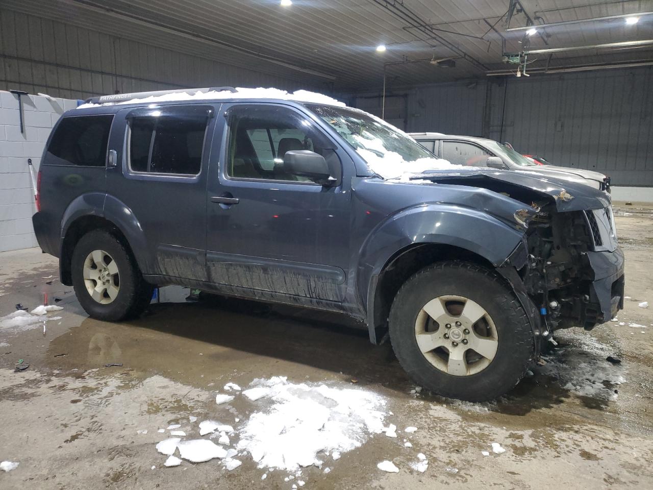 2005 Nissan Pathfinder - Image 4