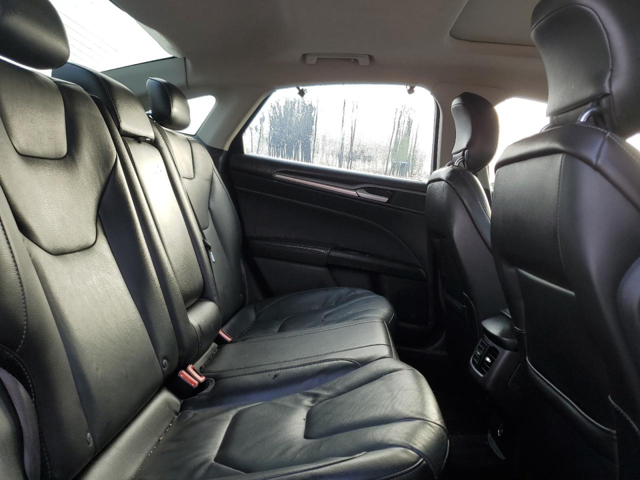 2013 Ford Fusion - Image 10